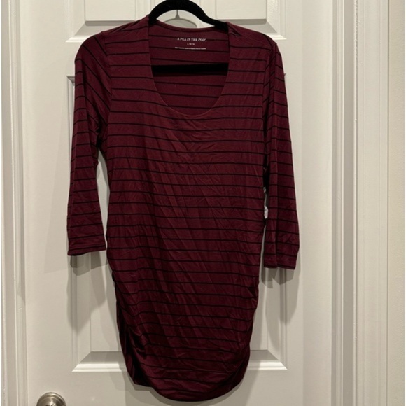 A Pea in the Pod Tops - Pea in the Pod shirt maternity 3/4 sleeve stripe tunic, ruching maroon and black
